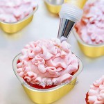 80 Sets Valentine Mini-Kuchenform aus Aluminiumfolie mit transparentem Deckel herzförmige Cupcake-Becher Einweg-Aluminium-Dessert-Backförmchen für Festivals Backen Kochen 55 ml Gold